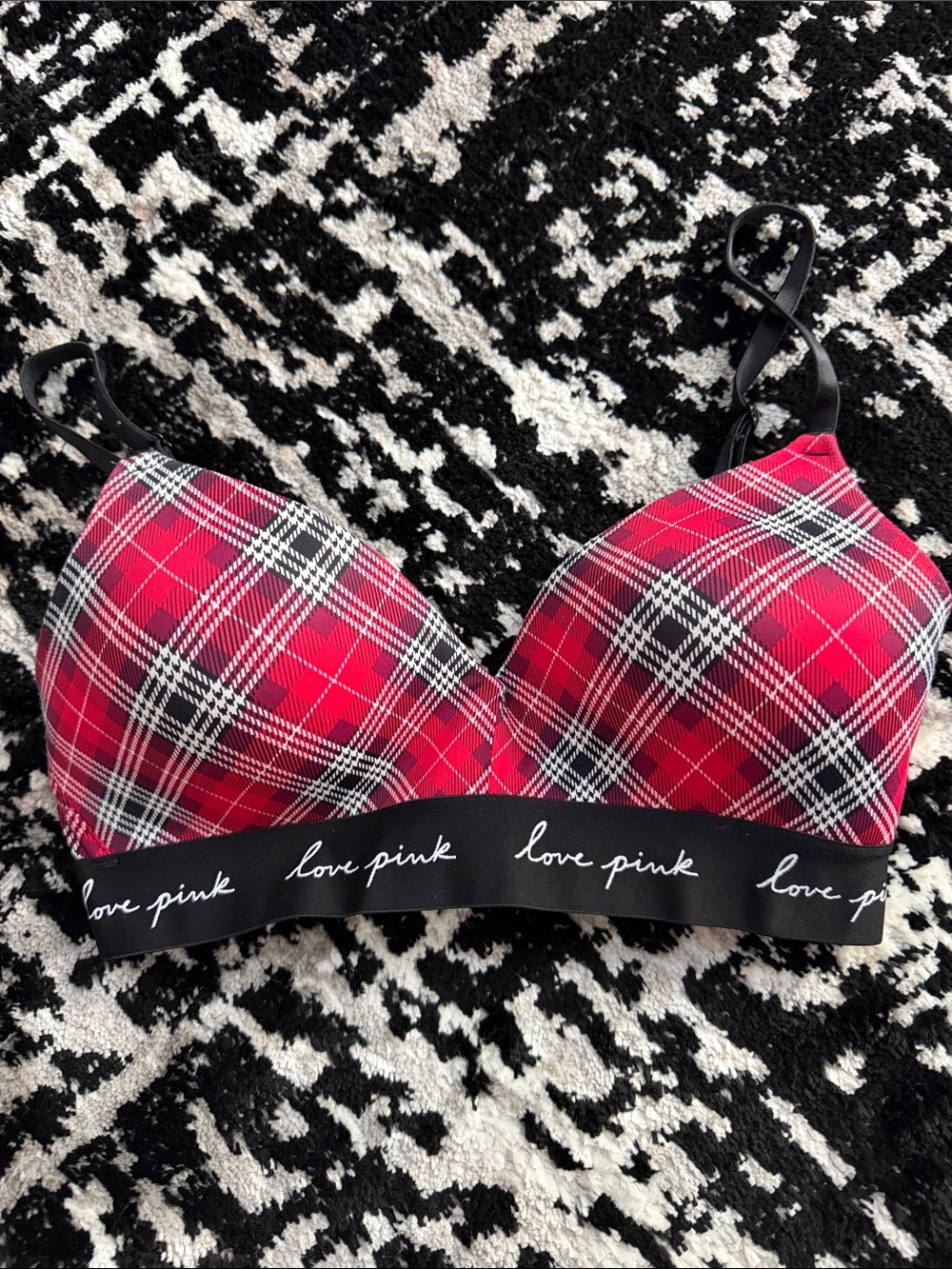 PINK Victoria's Secret Red Plaid Wireless T-Shirt Bra with 'love pink' Band